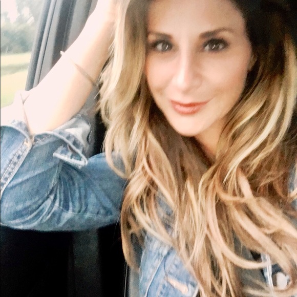 Meet your Posher, Jill - Picture 1 of 1